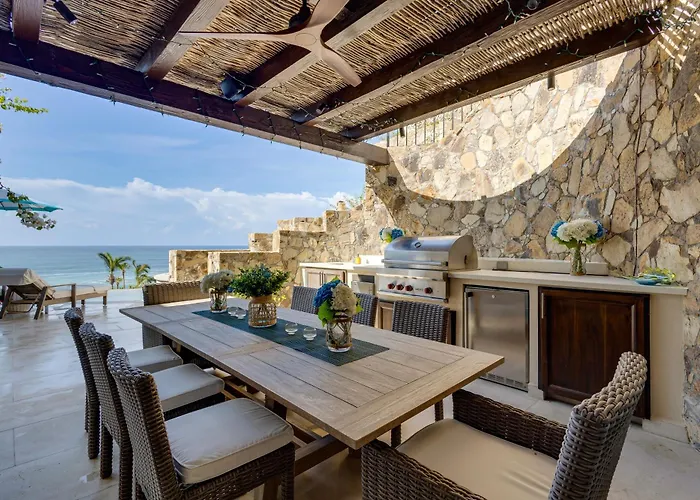 Holiday home Pool, Hot Tub & Outdoor Kitchen! Palmilla Escape