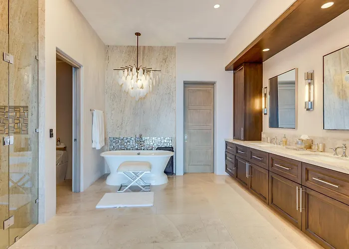 Pool, Hot Tub & Outdoor Kitchen! Palmilla Escape Holiday home *