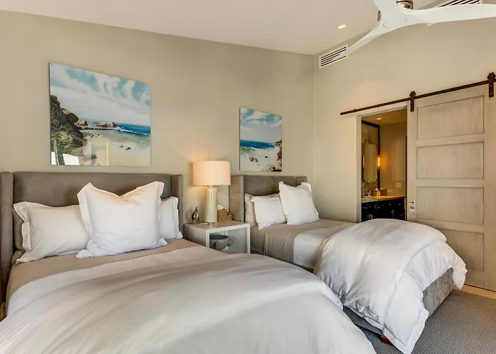 Holiday home Pool, Hot Tub & Outdoor Kitchen! Palmilla Escape *