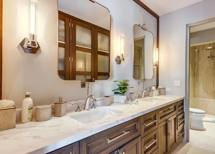 Pool, Hot Tub & Outdoor Kitchen! Palmilla Escape