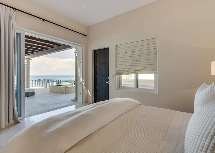 Pool, Hot Tub & Outdoor Kitchen! Palmilla Escape