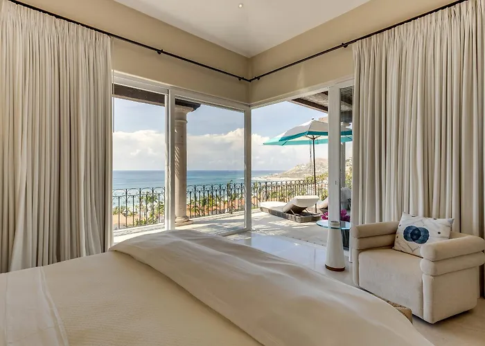Pool, Hot Tub & Outdoor Kitchen! Palmilla Escape *